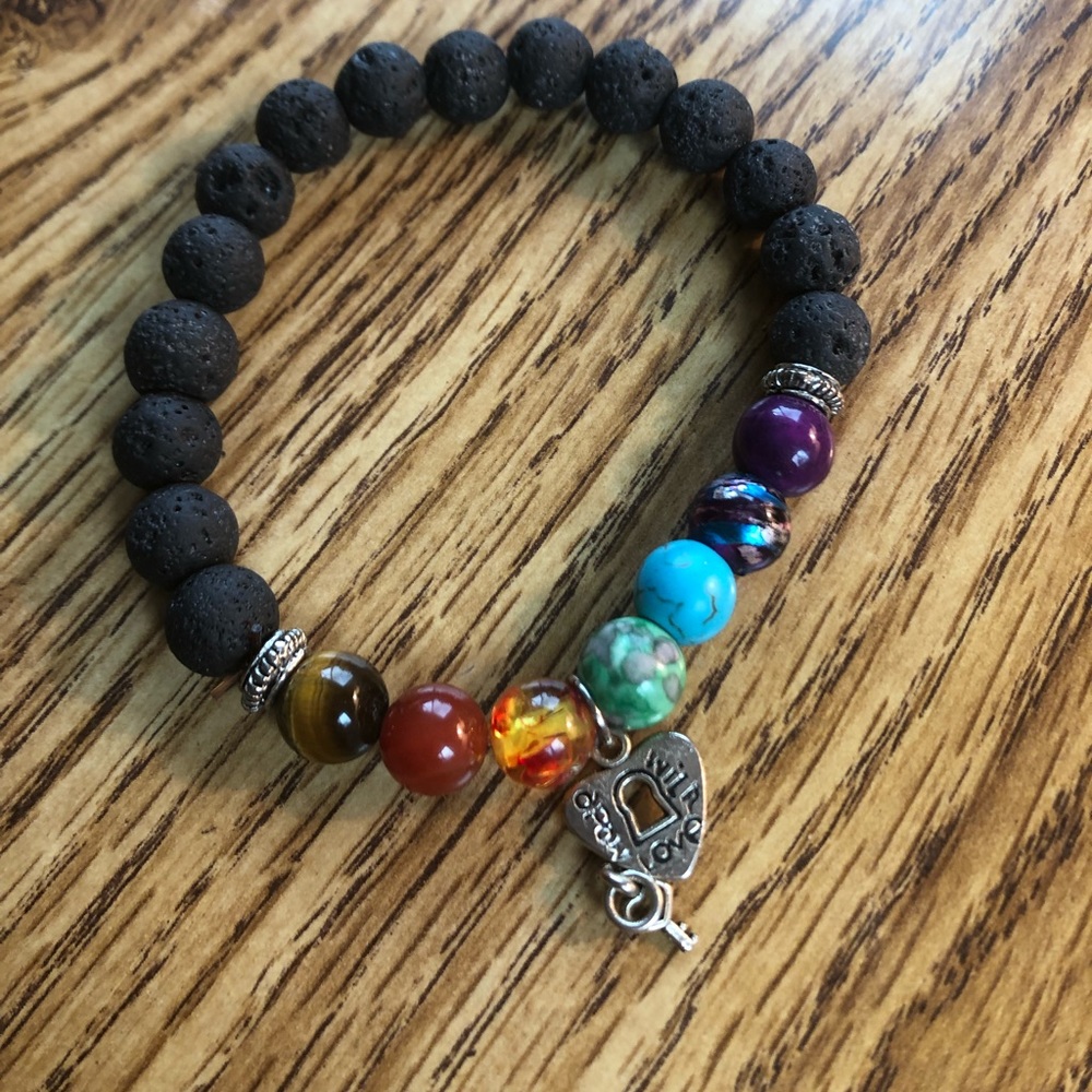 Elasticated beaded lava rock aromatherapy bangle for oils